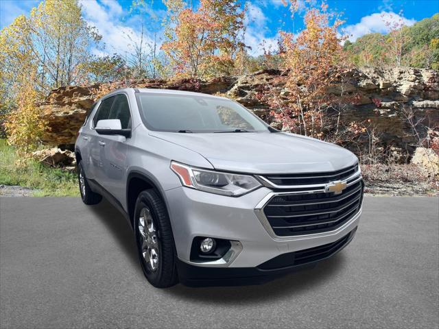2021 Chevrolet Traverse AWD LT Cloth