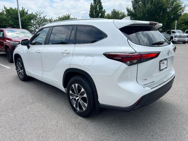 2025 Toyota Highlander Hybrid XLE