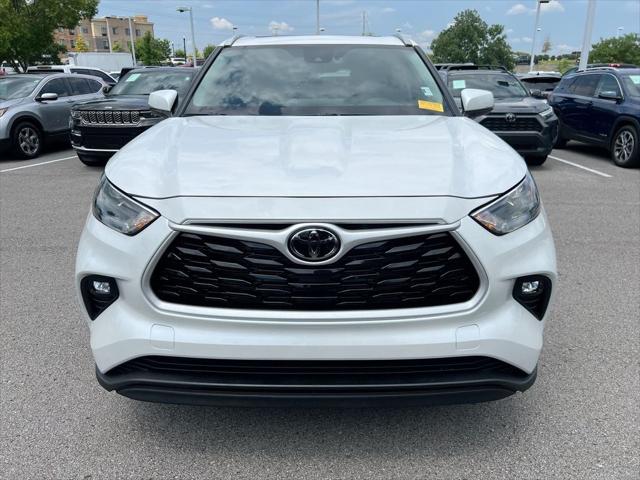 2025 Toyota Highlander Hybrid XLE