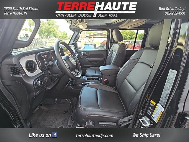 2024 Jeep Gladiator Nighthawk