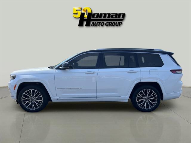 2022 Jeep Grand Cherokee L Summit Reserve 4x4 2022 Jeep Grand Cherokee L Summit Reserve 4x4