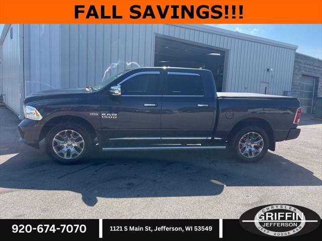 2017 RAM 1500 Limited Crew Cab 4x4 57 Box