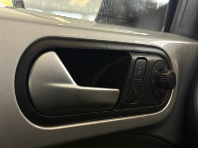 2012 Volkswagen Beetle 2.5L