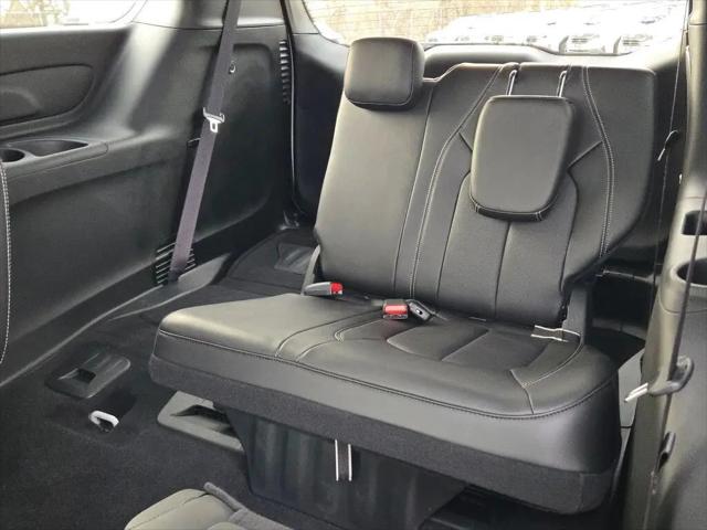 2025 Chrysler Voyager LX