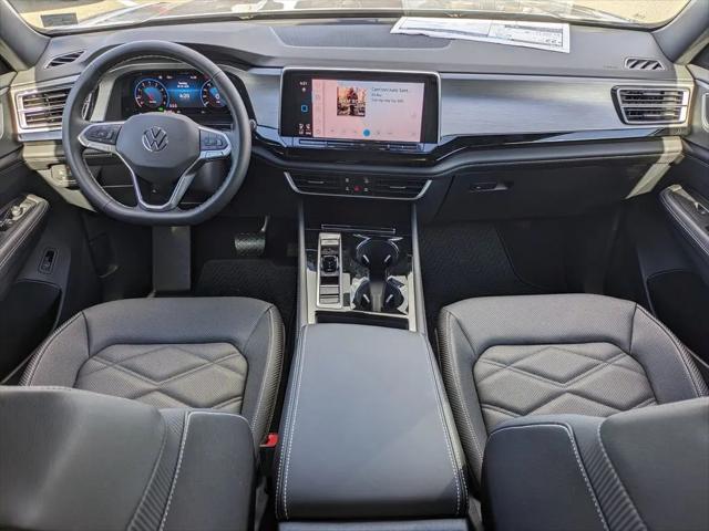 2026 Volkswagen Atlas Cross Sport SE with Technology