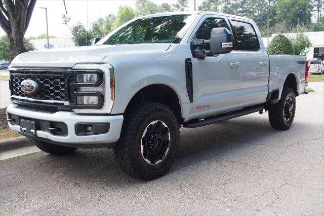 2025 Ford F-350 LARIAT