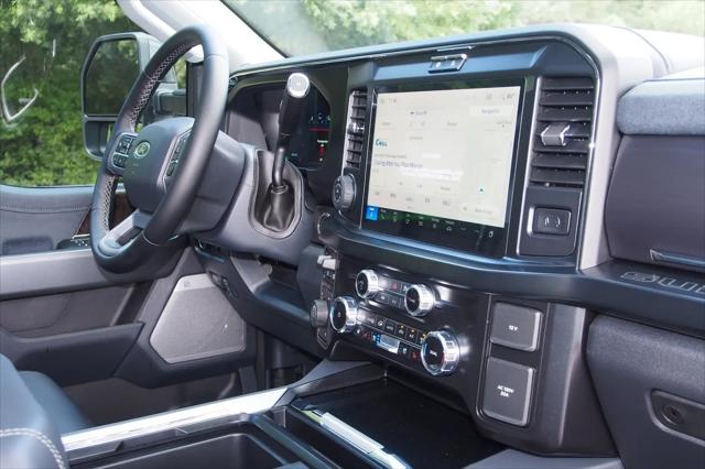 2025 Ford F-350 LARIAT