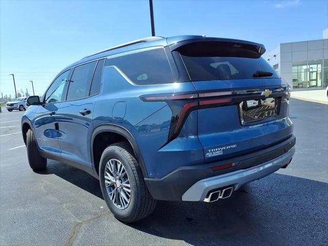 2026 Chevrolet Traverse FWD LT