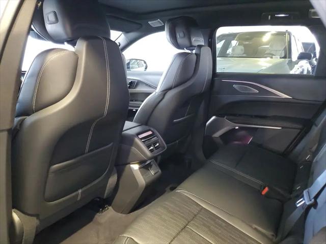 2026 Cadillac iQ V-Series w/1SV