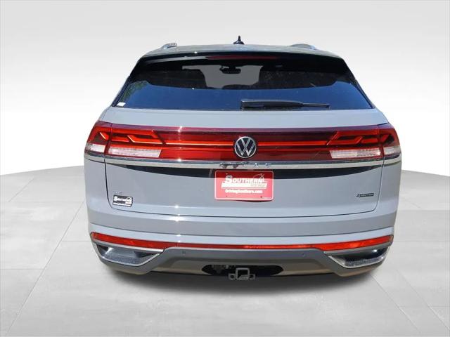 2026 Volkswagen Atlas Cross Sport SE with Technology