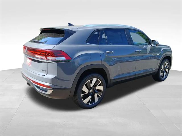 2026 Volkswagen Atlas Cross Sport SE with Technology