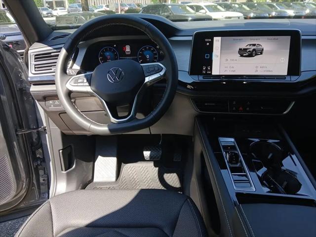 2026 Volkswagen Atlas Cross Sport SE with Technology