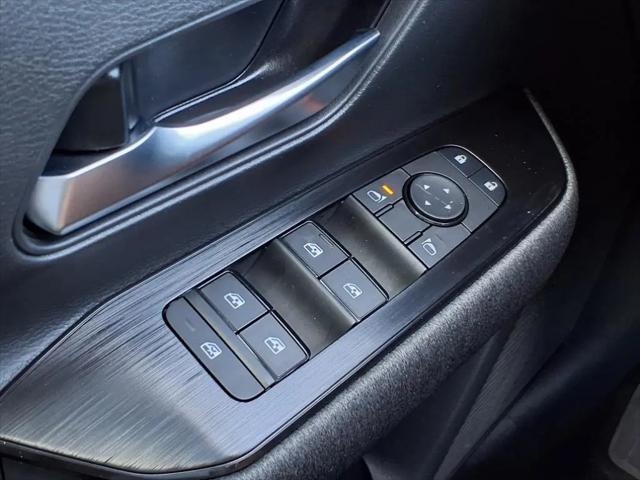 2025 Nissan Kicks SV Intelligent AWD