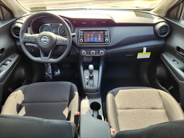 2025 Nissan Kicks S