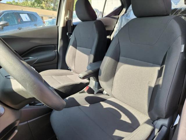 2025 Nissan Kicks S