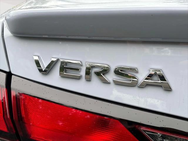 2025 Nissan Versa 1.6 SR