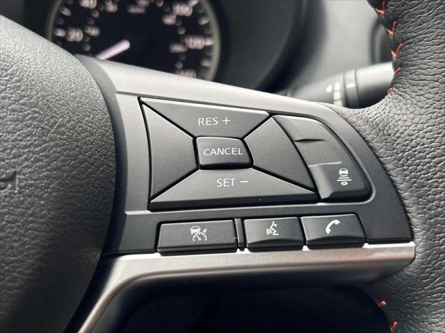 2025 Nissan Versa 1.6 SR