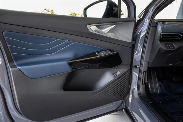 2025 Volkswagen ID.4 Pro S Plus