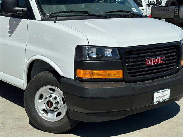 2025 GMC Savana Cargo RWD 2500 Regular Wheelbase Work Van