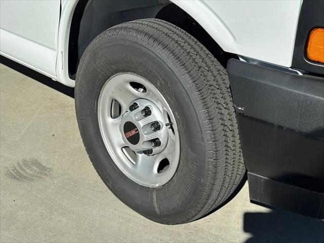 2025 GMC Savana Cargo RWD 2500 Regular Wheelbase Work Van
