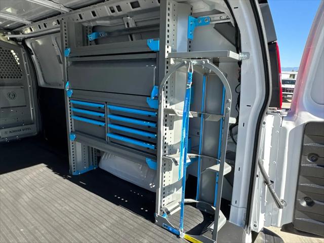 2025 GMC Savana Cargo RWD 2500 Regular Wheelbase Work Van