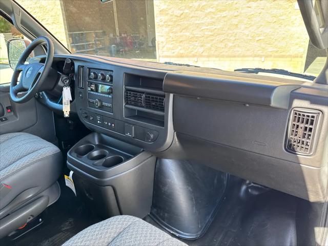 2025 GMC Savana Cargo RWD 2500 Regular Wheelbase Work Van