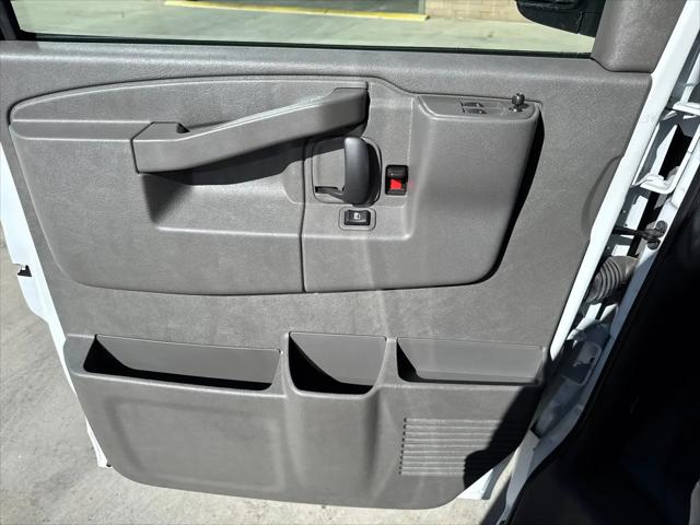 2025 GMC Savana Cargo RWD 2500 Regular Wheelbase Work Van