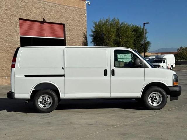 2025 GMC Savana Cargo RWD 2500 Regular Wheelbase Work Van