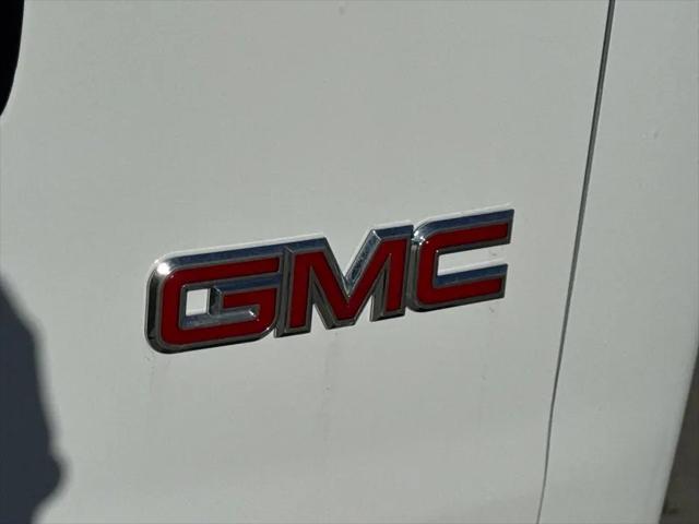 2025 GMC Savana Cargo RWD 2500 Regular Wheelbase Work Van