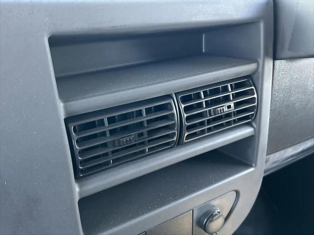 2025 GMC Savana Cutaway Work Van