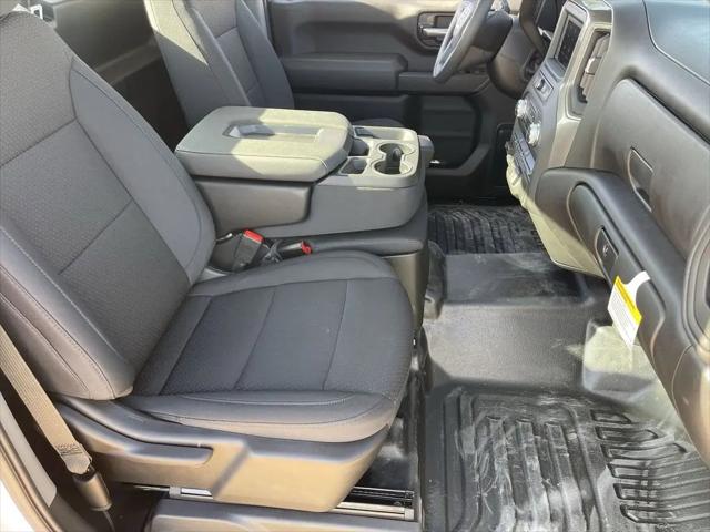 2025 GMC Sierra 2500HD 4WD Regular Cab Long Bed Pro