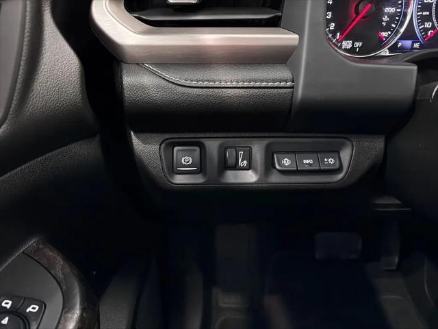 2023 GMC Acadia AWD Denali