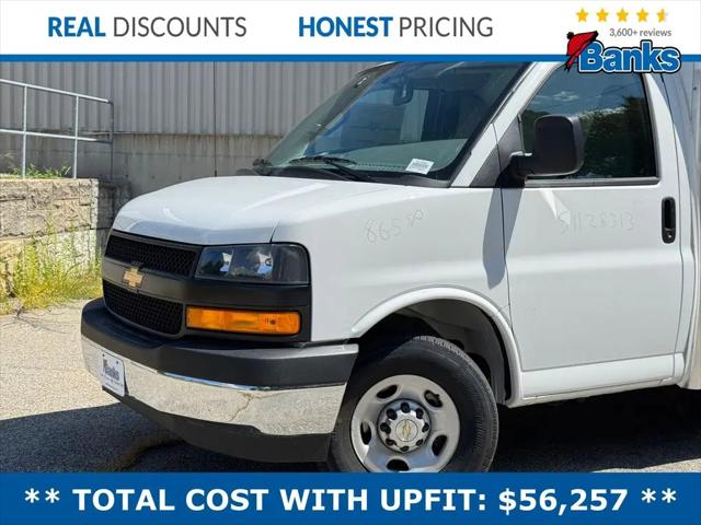 2025 Chevrolet Express Cutaway Work Van