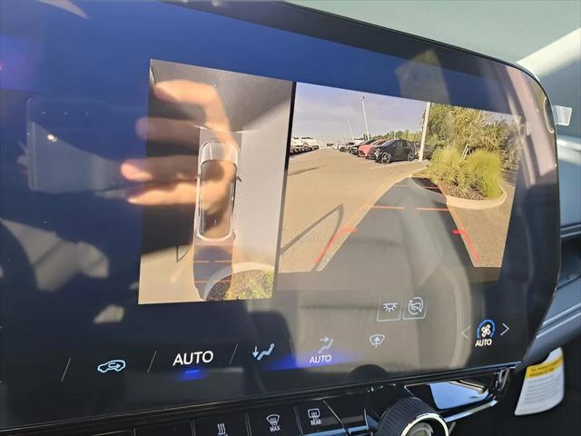 2025 Chevrolet V Blazer eAWD LT