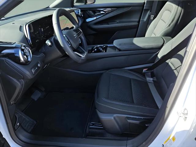 2025 Chevrolet V Blazer eAWD LT