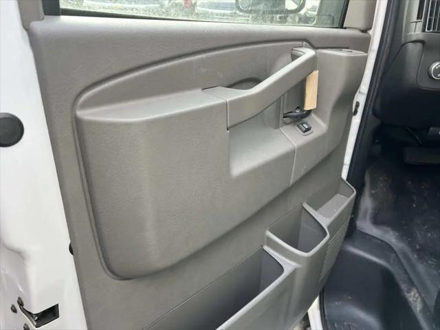 2025 Chevrolet Express Cutaway Work Van