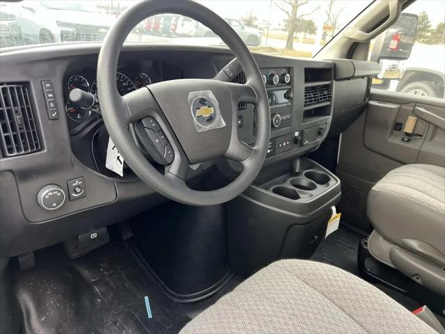 2025 Chevrolet Express Cutaway Work Van