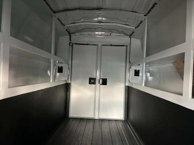 2025 Chevrolet Express Cutaway Work Van