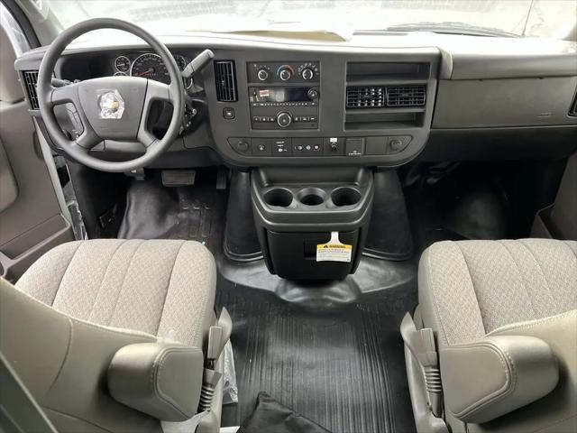 2025 Chevrolet Express Cutaway Work Van
