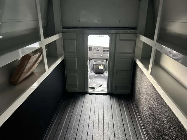 2025 Chevrolet Express Cutaway Work Van