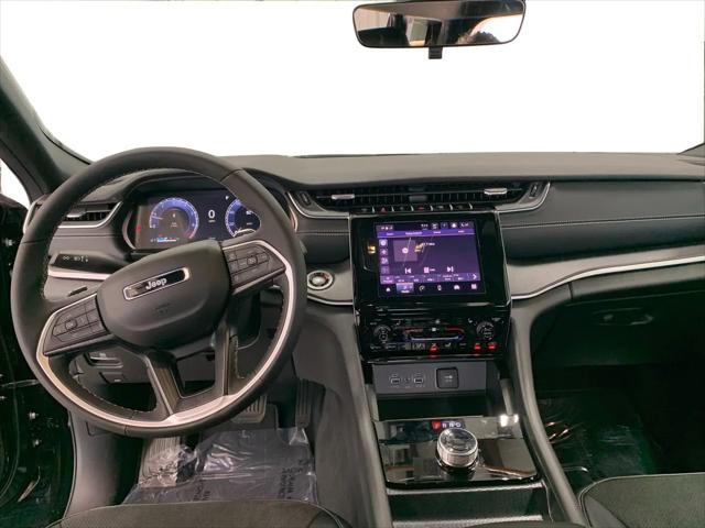 2025 Jeep Grand Cherokee L Altitude X 4x4