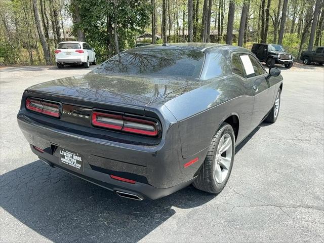 2016 Dodge Challenger SXT