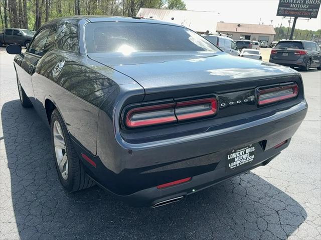 2016 Dodge Challenger SXT