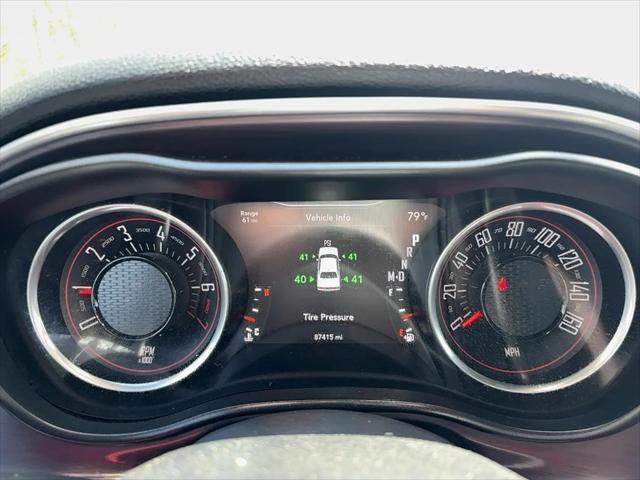 2016 Dodge Challenger SXT
