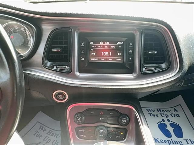 2016 Dodge Challenger SXT