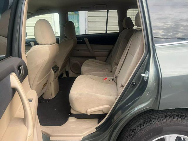 2013 Toyota Highlander Base Plus V6