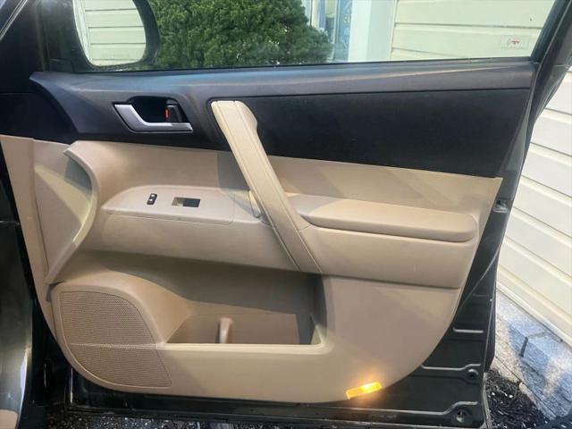 2013 Toyota Highlander Base Plus V6