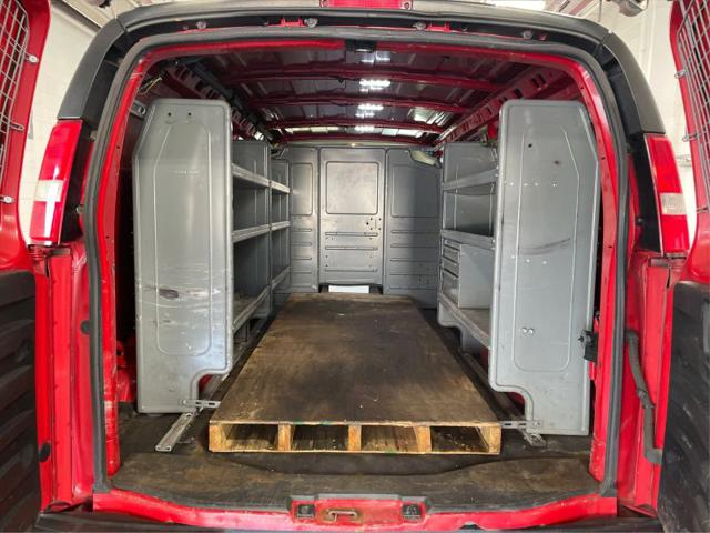 2017 GMC Savana 3500 Work Van