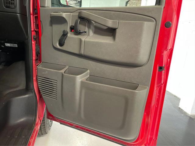 2017 GMC Savana 3500 Work Van