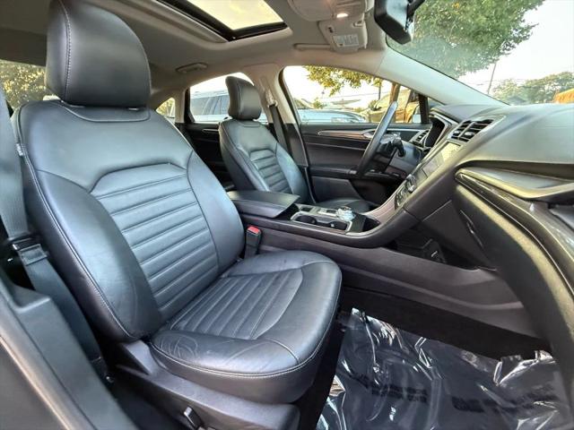 2017 Ford Fusion SE